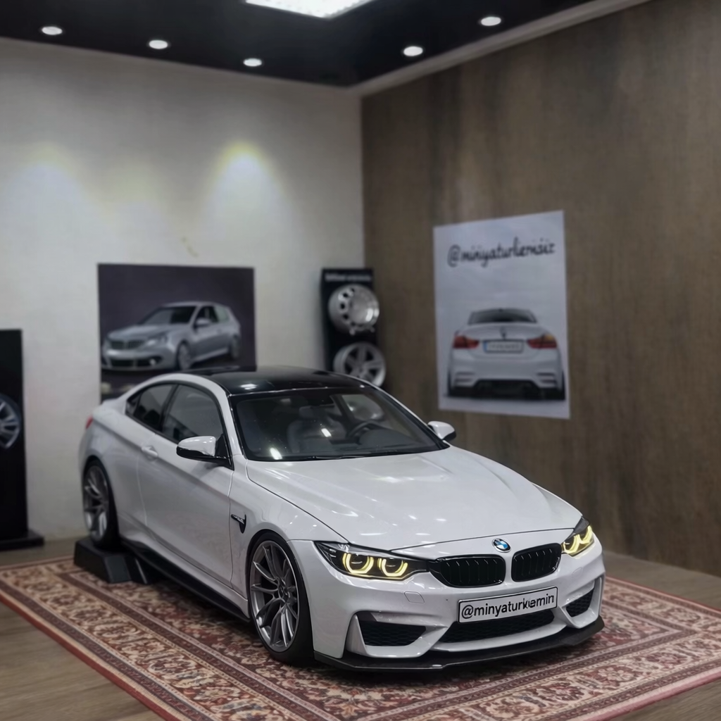 BMW M4 Minyatür Araba